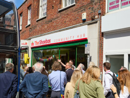 The shop shoe box